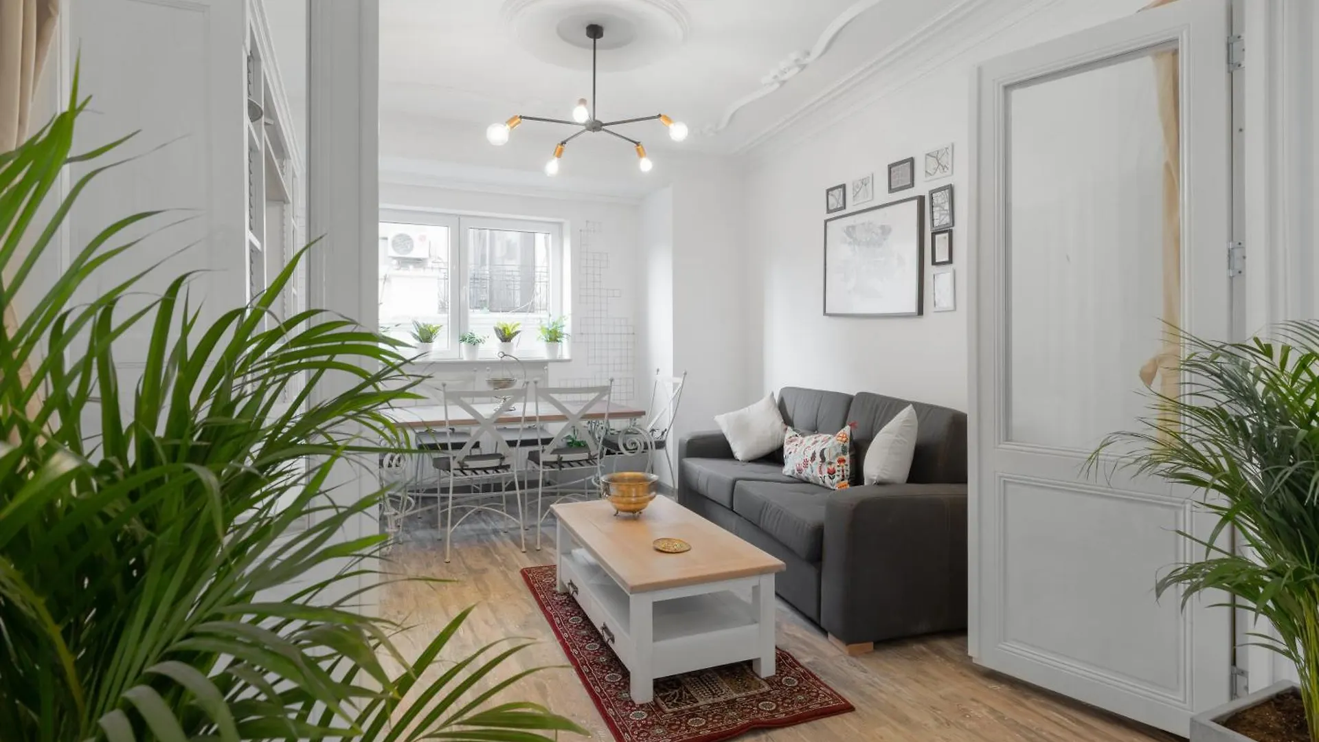 Apartment Historical Center 1 By Citylife Suites Bucharest