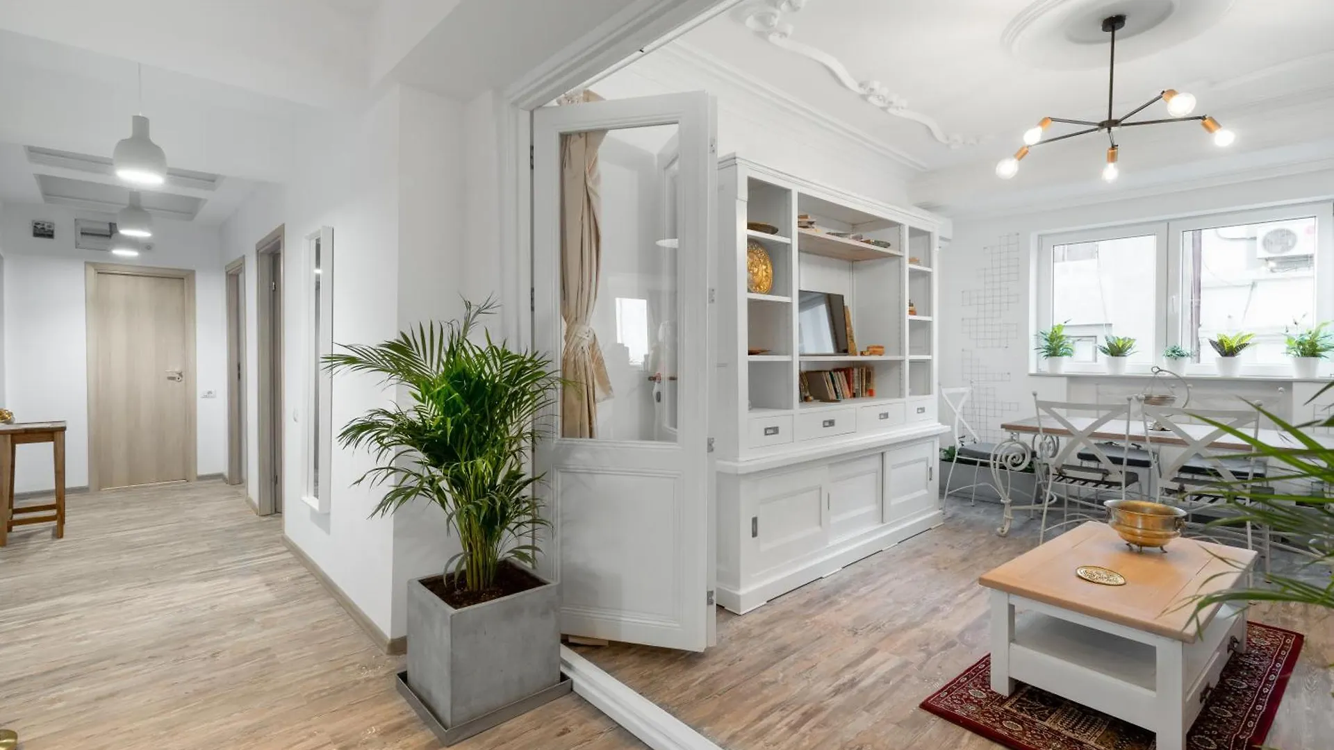 Historical Center 1 By Citylife Suites Bucharest Romania