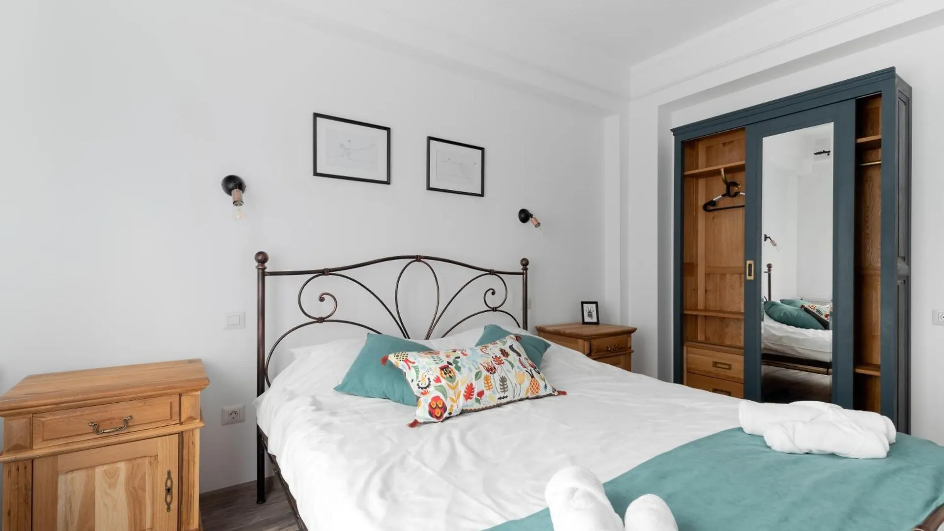 Historical Center 1 By Citylife Suites Bucharest Apartment